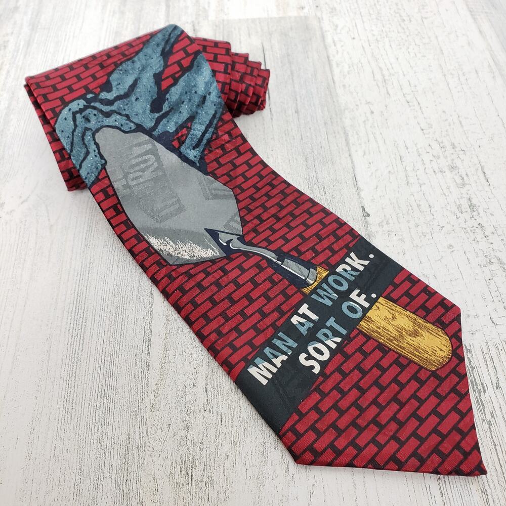 Home Improvement Brick and Morter Graphic Men's Neck Tie
